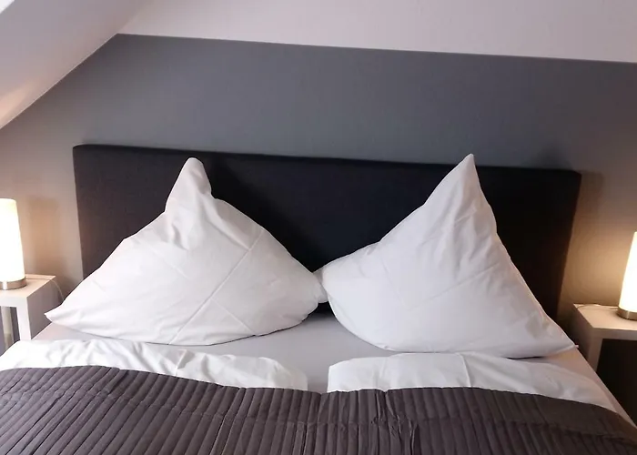 Ferienwohnung Mit 2 Schlafzimmern Und Parkplatz