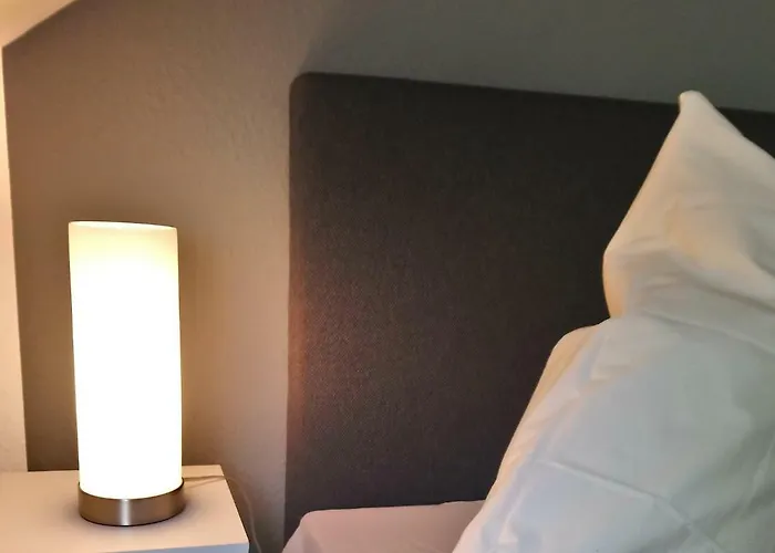 Ferienwohnung Mit 2 Schlafzimmern Und Parkplatz