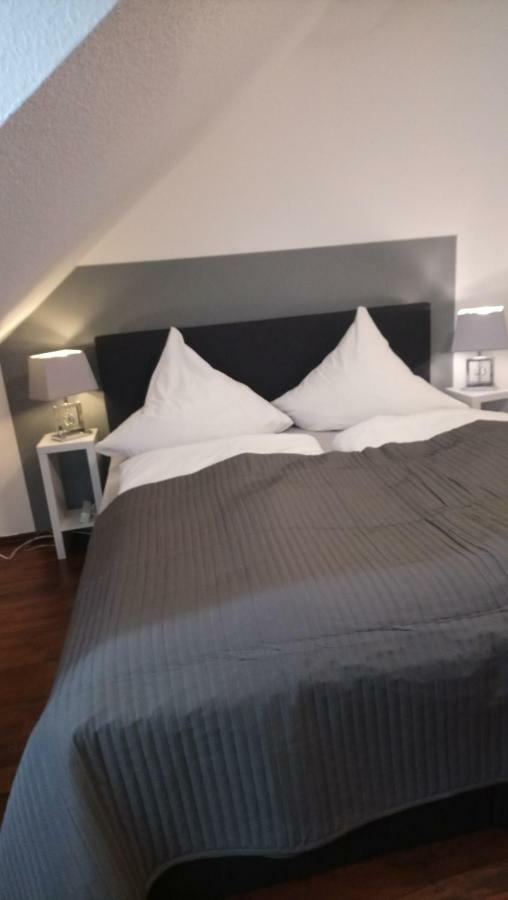 Apartment Mit 2 Schlafzimmern Und Parkplatz *